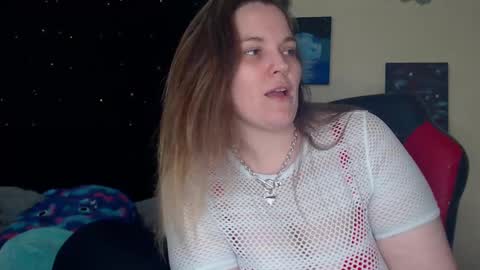 Snapshot of toxiclilly chatting on February 21, 6:18 am Lilly Miss Mistress Goddess Maam Queen Boss online show from February 21, 6:18 am