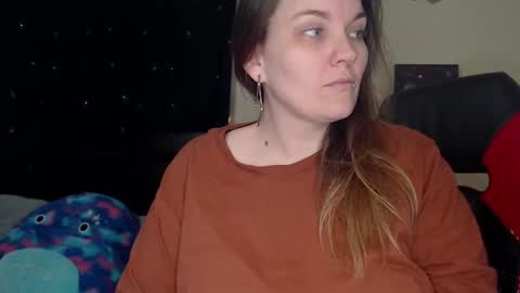 Snapshot of toxiclilly chatting on March 9, 8:51 am Lilly Miss Mistress Goddess Maam Queen Boss online show from March 9, 8:51 am