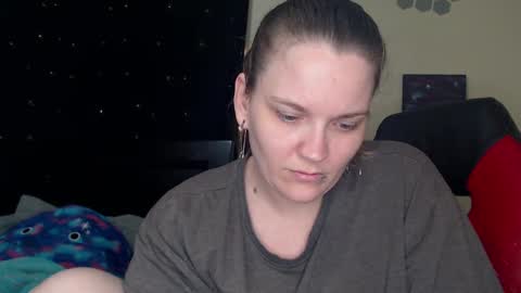 Snapshot of toxiclilly chatting on March 10, 10:15 am Lilly Miss Mistress Goddess Maam Queen Boss online show from March 10, 10:15 am