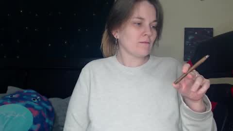 Snapshot of toxiclilly chatting on March 11, 7:04 am Lilly Miss Mistress Goddess Maam Queen Boss online show from March 11, 7:04 am