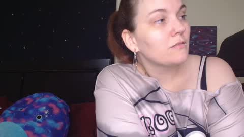 Snapshot of toxiclilly chatting on October 18, 8:26 am Lilly Miss Mistress Goddess Maam Queen Boss online show from October 18, 8:26 am