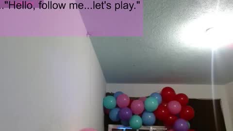 Snapshot of toxxxic_cams chatting on September 24, 8:06 am toxca69 online show from September 24, 8:06 am