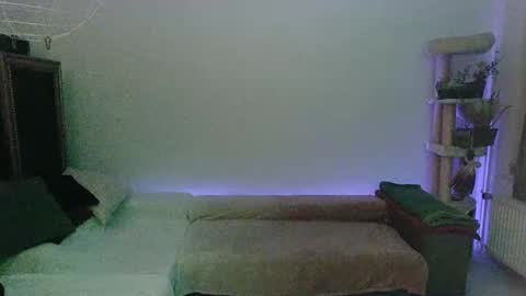 Patrizia online show from March 1, 11:58 pm