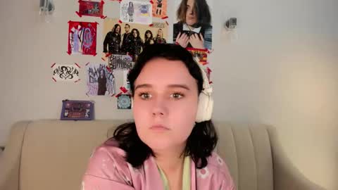 Snapshot of tracylilith chatting on December 5, 3:09 pm Call me Tracy online show from December 5, 3:09 pm