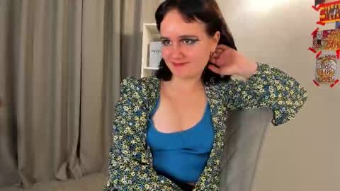 Snapshot of tracylilith chatting on December 13, 7:53 pm Call me Tracy online show from December 13, 7:53 pm