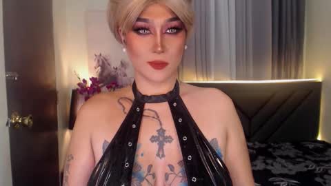 Snapshot of trandomsts chatting on October 28, 6:32 pm DOM irish online show from October 28, 6:32 pm