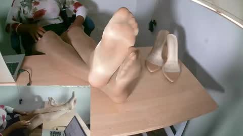 Sexy Selena 1203 online show from September 30, 3:28 pm