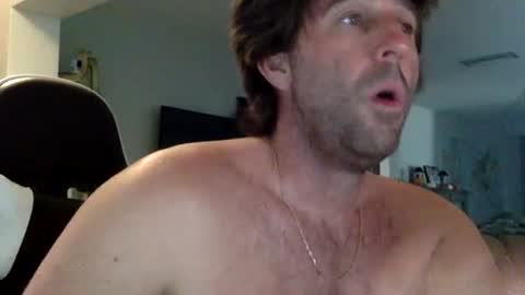 TravisKenn online show from November 13, 9:03 pm