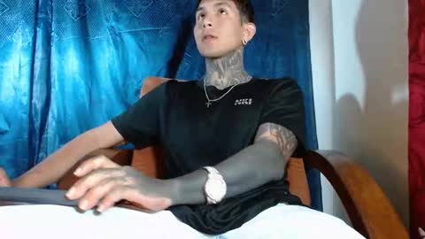 TRAV - INDEPENDENT MODEL online show from December 9, 2:13 am