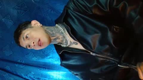 TRAV - INDEPENDENT MODEL online show from December 20, 12:27 pm