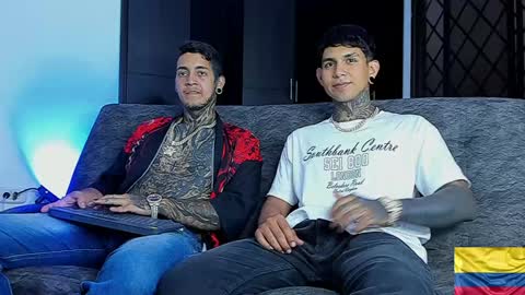 TRAV - INDEPENDENT MODEL online show from December 29, 11:08 pm