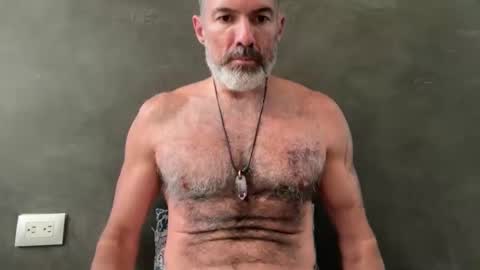 Tree hugr online show from January 9, 7:29 pm