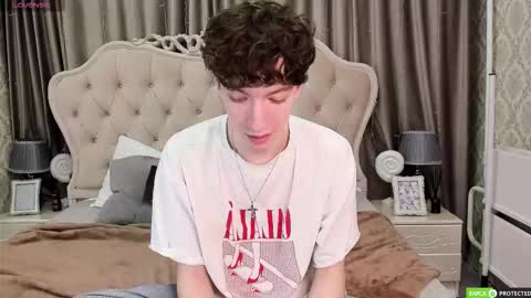 TrevorBenson online show from September 29, 6:13 pm