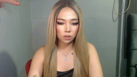 Snapshot of trexie_fucks15 chatting on October 2, 10:17 pm trexie_fucks15 online show from October 2, 10:17 pm