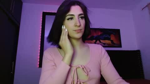 triana_damelio online show from October 15, 7:47 pm