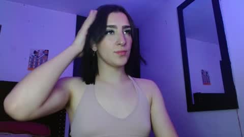 triana_damelio online show from December 2, 2:17 am