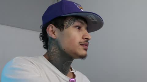 - trieone online show from January 1, 8:56 am