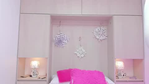 TRISHA online show from December 24, 10:11 am