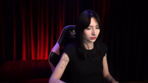 Snapshot of trix_void chatting on October 7, 7:49 am trix_void online show from October 7, 7:49 am