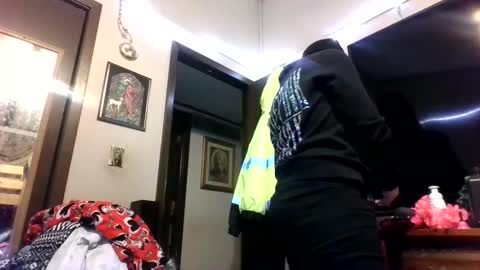 TruckersWifeToBe online show from December 7, 4:31 am