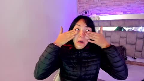   online show from January 22, 12:17 pm