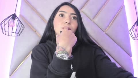   online show from February 6, 3:41 pm