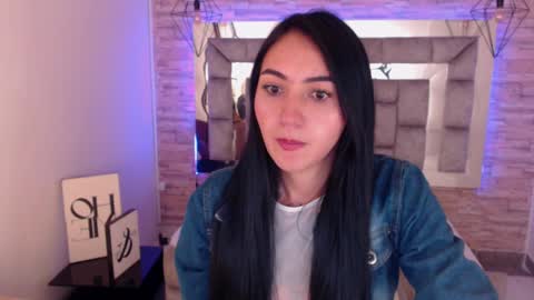   online show from February 21, 6:15 pm