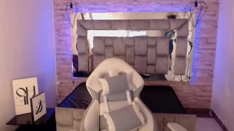   online show from February 22, 1:46 pm