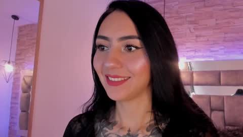   online show from March 5, 4:24 pm