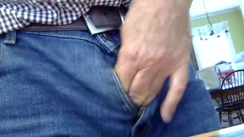 Snapshot of trvlguyct chatting on September 29, 5:40 pm trvlguyct online show from September 29, 5:40 pm