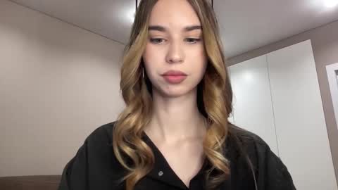 tryme_muse online show from November 14, 3:11 pm