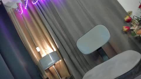 Snapshot of ts_chloexxx chatting on February 22, 12:29 pm Chloe online show from February 22, 12:29 pm