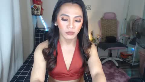 Jade online show from December 13, 9:09 pm