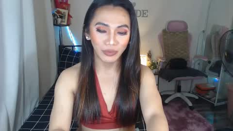 Jade online show from December 19, 10:10 pm