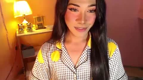 Snapshot of ts_romantika69 chatting on January 4, 6:19 am The Girl Named Romantika online show from January 4, 6:19 am