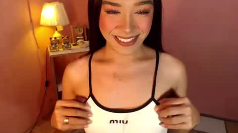 Snapshot of ts_romantika69 chatting on March 11, 8:52 am The Girl Named Romantika online show from March 11, 8:52 am