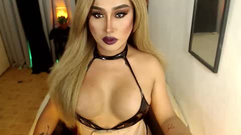 SEDUCTIVEmistresCUMS online show from January 28, 1:05 pm