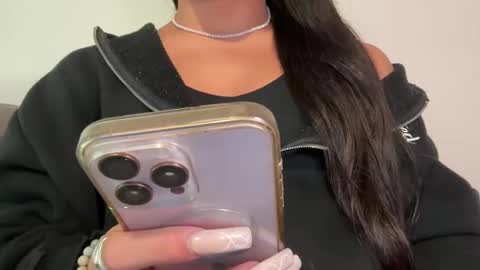 Snapshot of tsj777 chatting on October 8, 6:27 pm tsj777 online show from October 8, 6:27 pm