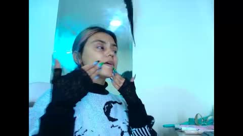 Tsukineko online show from November 18, 1:11 am