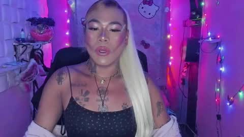 BellaRoxanna online show from December 9, 6:35 pm