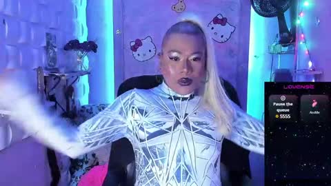 BellaRoxanna online show from February 12, 6:30 pm