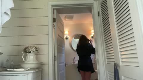 ttmarieee online show from November 6, 3:24 pm