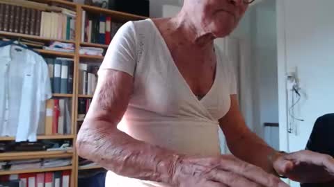 FINN but call me NANNA online show from September 10, 8:36 am