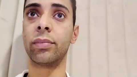 Snapshot of tunisiensexyguy chatting on January 19, 5:48 am TunisienSexyGuy online show from January 19, 5:48 am