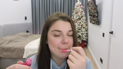 Ariana online show from December 2, 9:39 pm