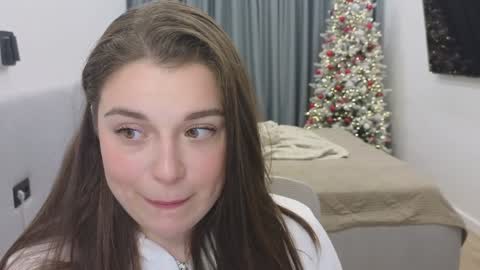 Ariana online show from January 7, 8:10 pm