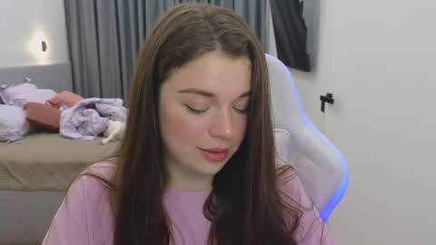 Ariana online show from March 6, 8:27 pm