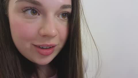 Ariana online show from March 8, 11:39 pm