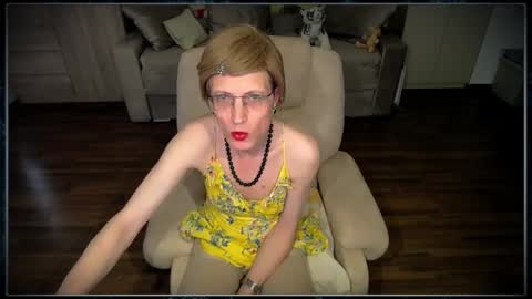 Clementine online show from September 12, 7:52 am