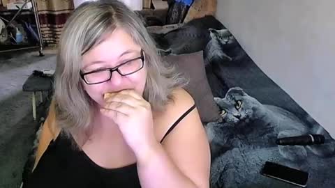 Lana online show from October 2, 1:12 am